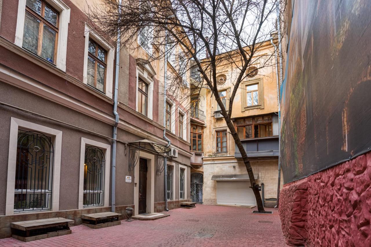 Grecheskaya Street Art Apartment Odessa Exterior foto